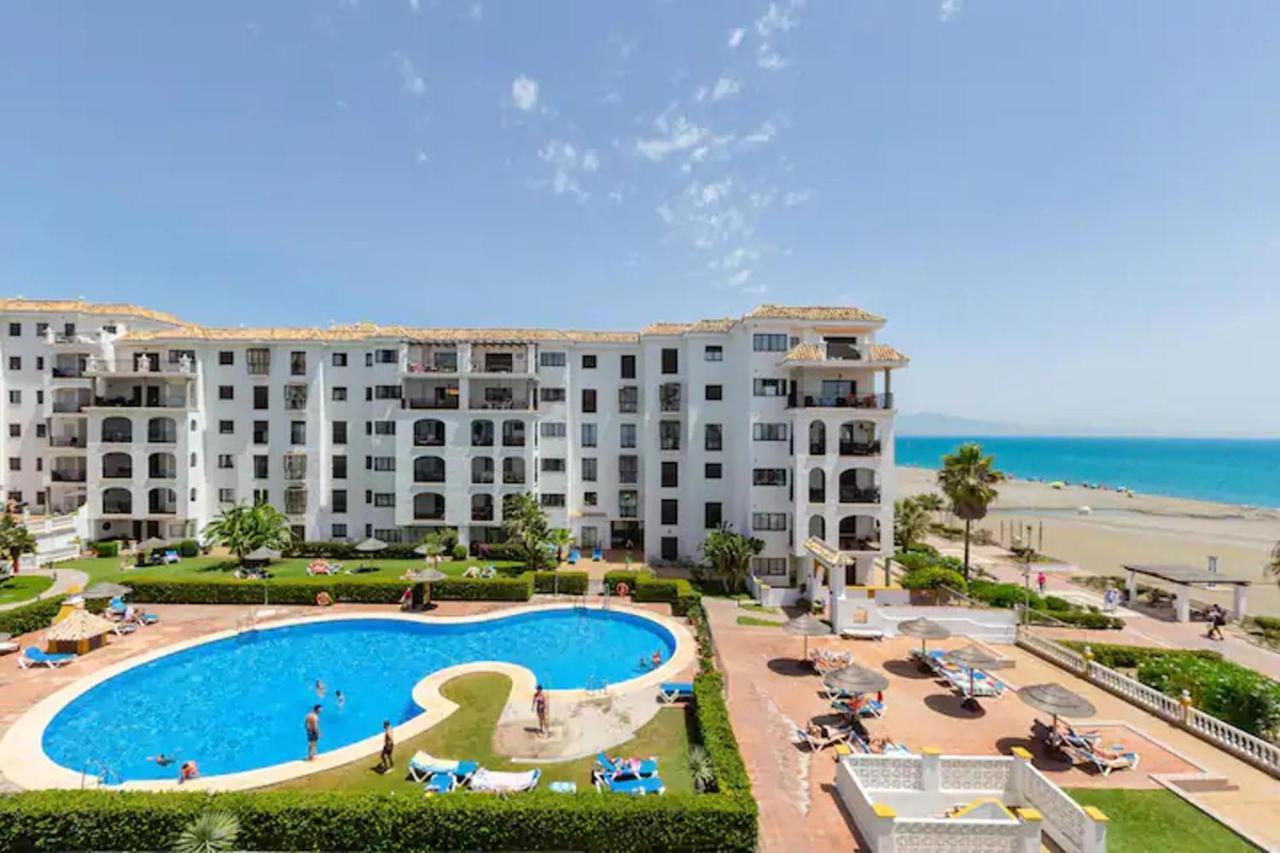 Stunning Views Await You In Marina De La Duquesa Διαμέρισμα Castillo de Sabinillas Εξωτερικό φωτογραφία